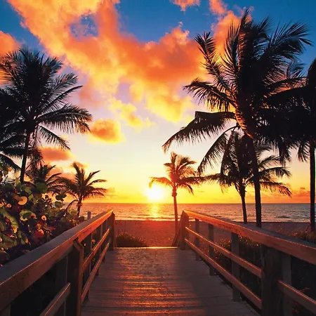 Luxury Private Beach Water-Side Ocean Baby Escape!! Apartment